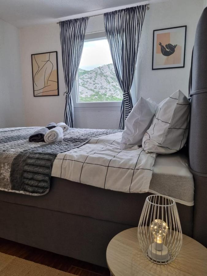 קרלובג Apartmani 'Cvit' מראה חיצוני תמונה